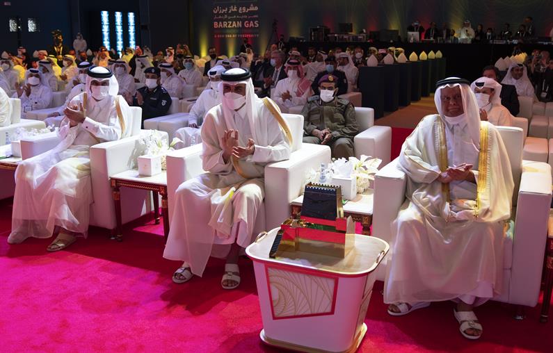 سمو الأمير يفتتح مشروع غاز برزان